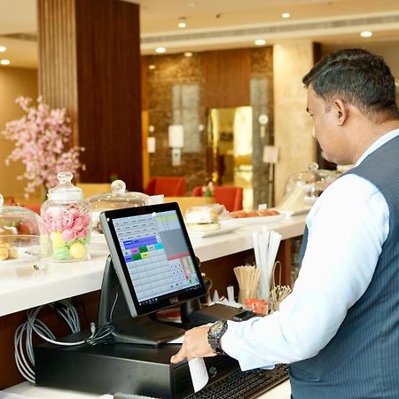 Kyriad Hotel Салала Екстер'єр фото