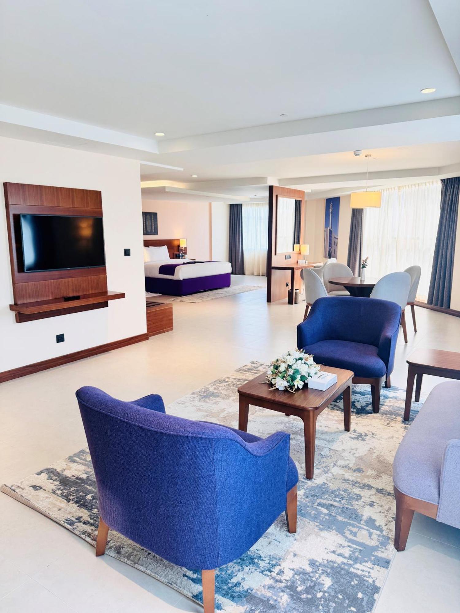 Kyriad Hotel Салала Екстер'єр фото