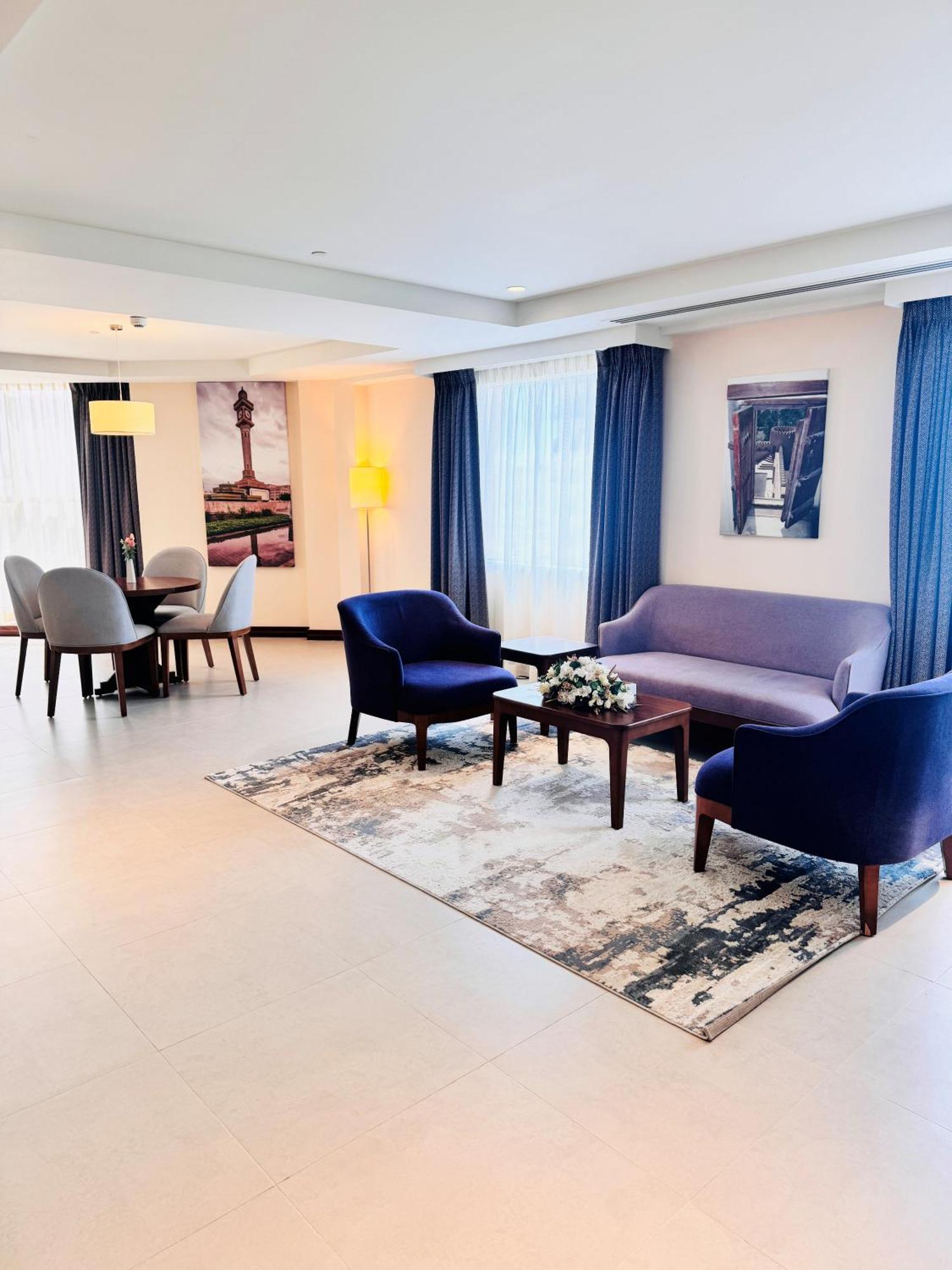 Kyriad Hotel Салала Екстер'єр фото