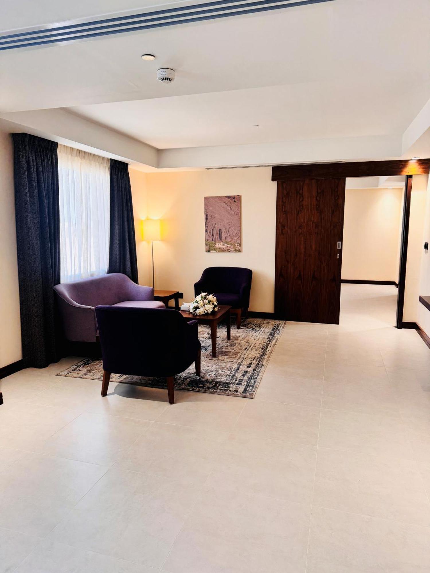 Kyriad Hotel Салала Екстер'єр фото